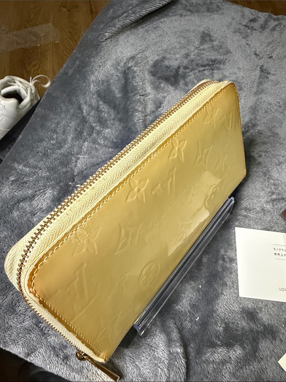 Louis Vuitton Yellow Vernis Zip-Around Monogram Wallet - Picture 9 of 13